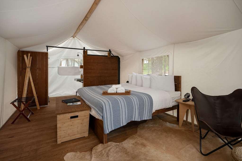 Under Canvas Acadia Surry الغرفة الصورة